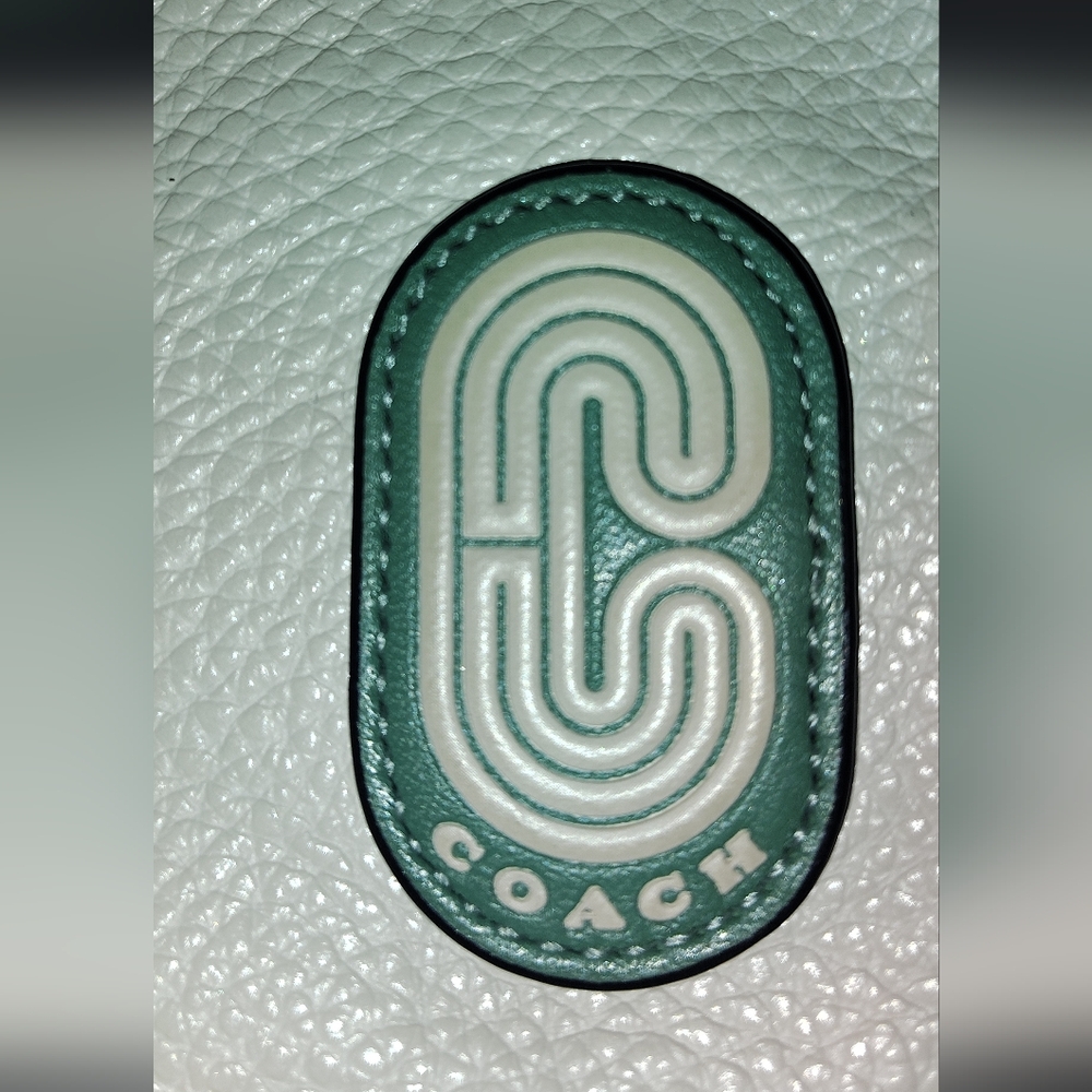 Coach Green and Cream Crossbody Camera Bag - Picture 2 of 8